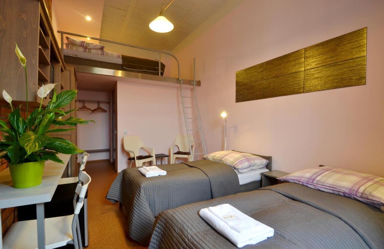 Bed&Breakfast Mikunda ชานูฟ ภายนอก รูปภาพ